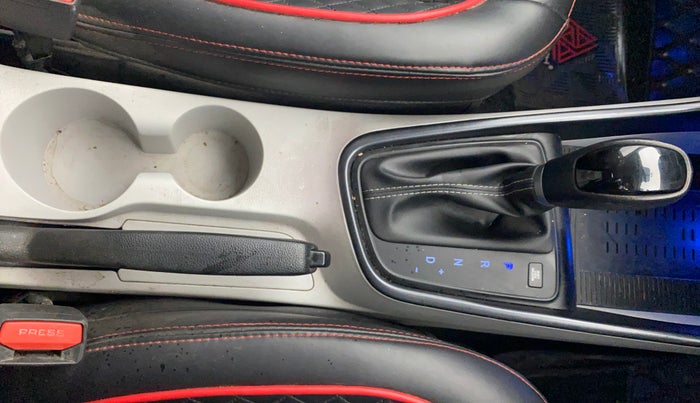 2023 Hyundai NEW I20 ASTA (O) 1.2 IVT, Petrol, Automatic, 16,175 km, Gear Lever