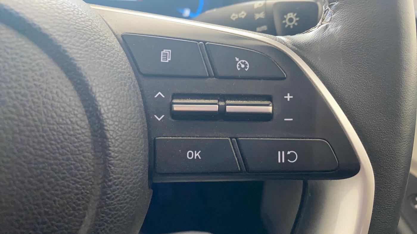 2023 Hyundai NEW I20 ASTA (O) 1.2 IVT, Petrol, Automatic, 16,402 km, Adaptive Cruise Control