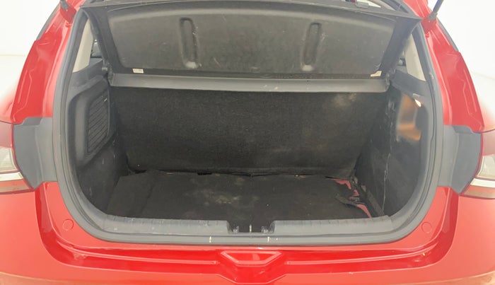 2023 Hyundai NEW I20 ASTA (O) 1.2 IVT, Petrol, Automatic, 16,175 km, Boot Inside