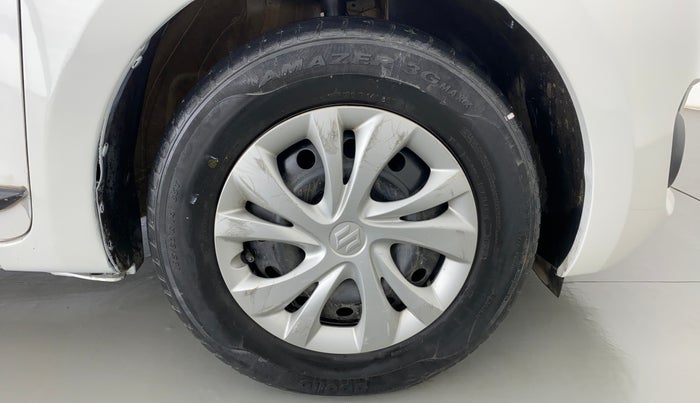 2018 Maruti Swift VXI, Petrol, Manual, 42,781 km, Right Front Wheel