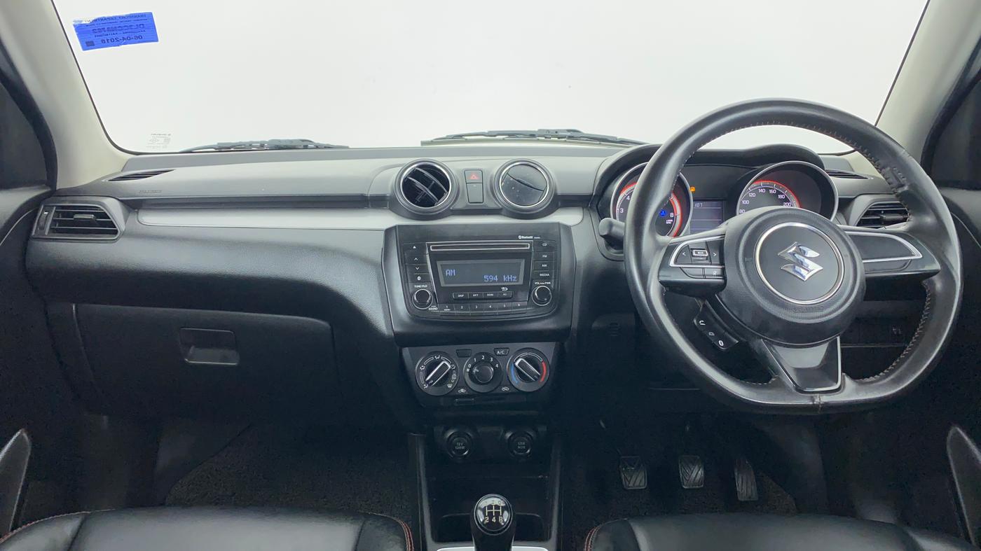2018 Maruti Swift VXI, Petrol, Manual, 42,781 km, Dashboard
