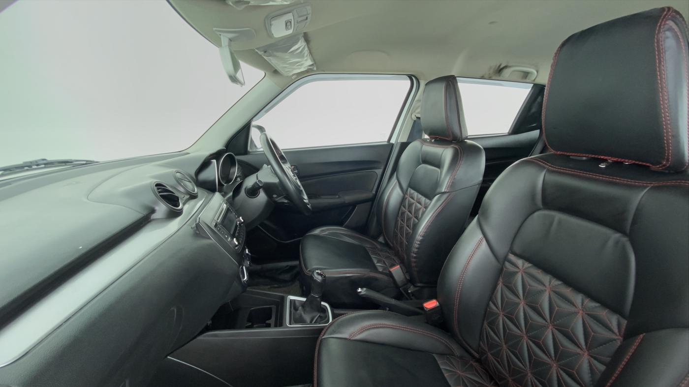 2018 Maruti Swift VXI, Petrol, Manual, 42,781 km, Right Side Front Door Cabin