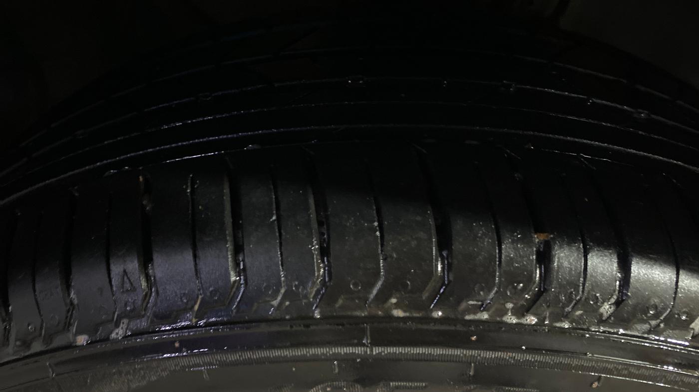 2015 Hyundai i20 Active 1.2 S, Petrol, Manual, 35,128 km, Left Front Tyre Tread