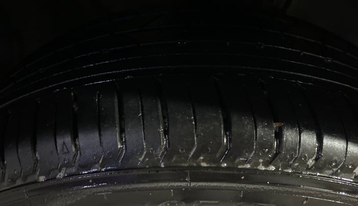 2015 Hyundai i20 Active 1.2 S, Petrol, Manual, 35,128 km, Left Front Tyre Tread