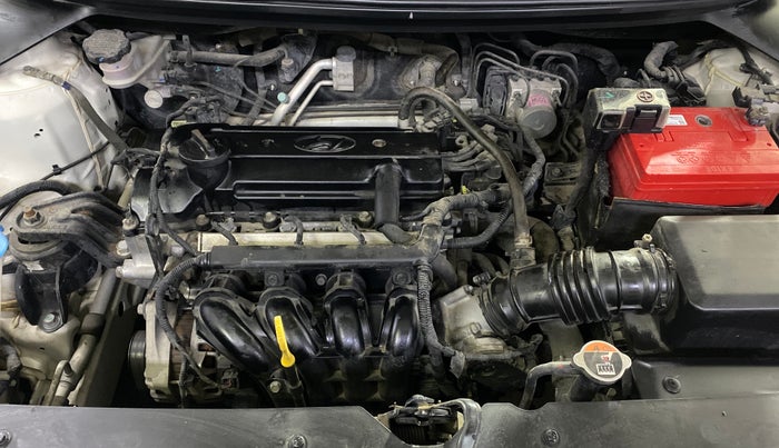 2015 Hyundai i20 Active 1.2 S, Petrol, Manual, 35,128 km, Engine View