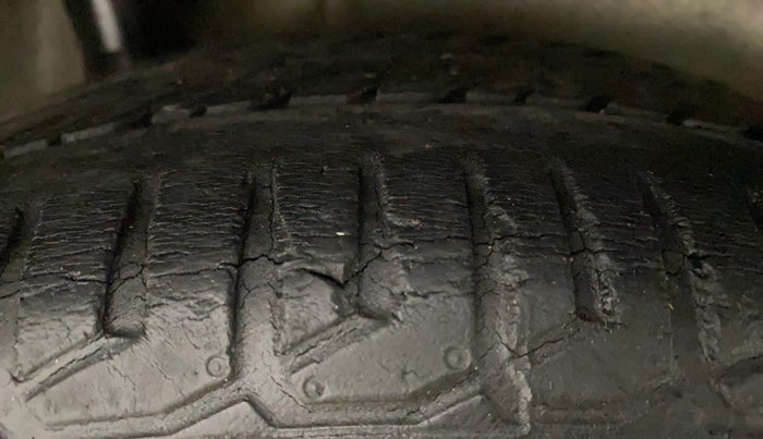 2010 Honda City 1.5L I-VTEC V MT, Petrol, Manual, 82,417 km, Right Rear Tyre Tread