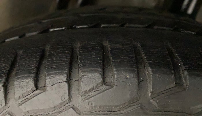 2010 Honda City 1.5L I-VTEC V MT, Petrol, Manual, 82,417 km, Left Rear Tyre Tread