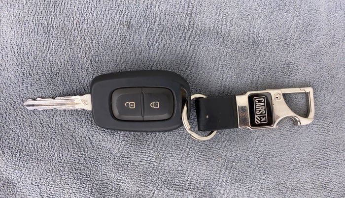 2021 Renault TRIBER 1.0 RXL PETROL, Petrol, Manual, 12,655 km, Key Close Up