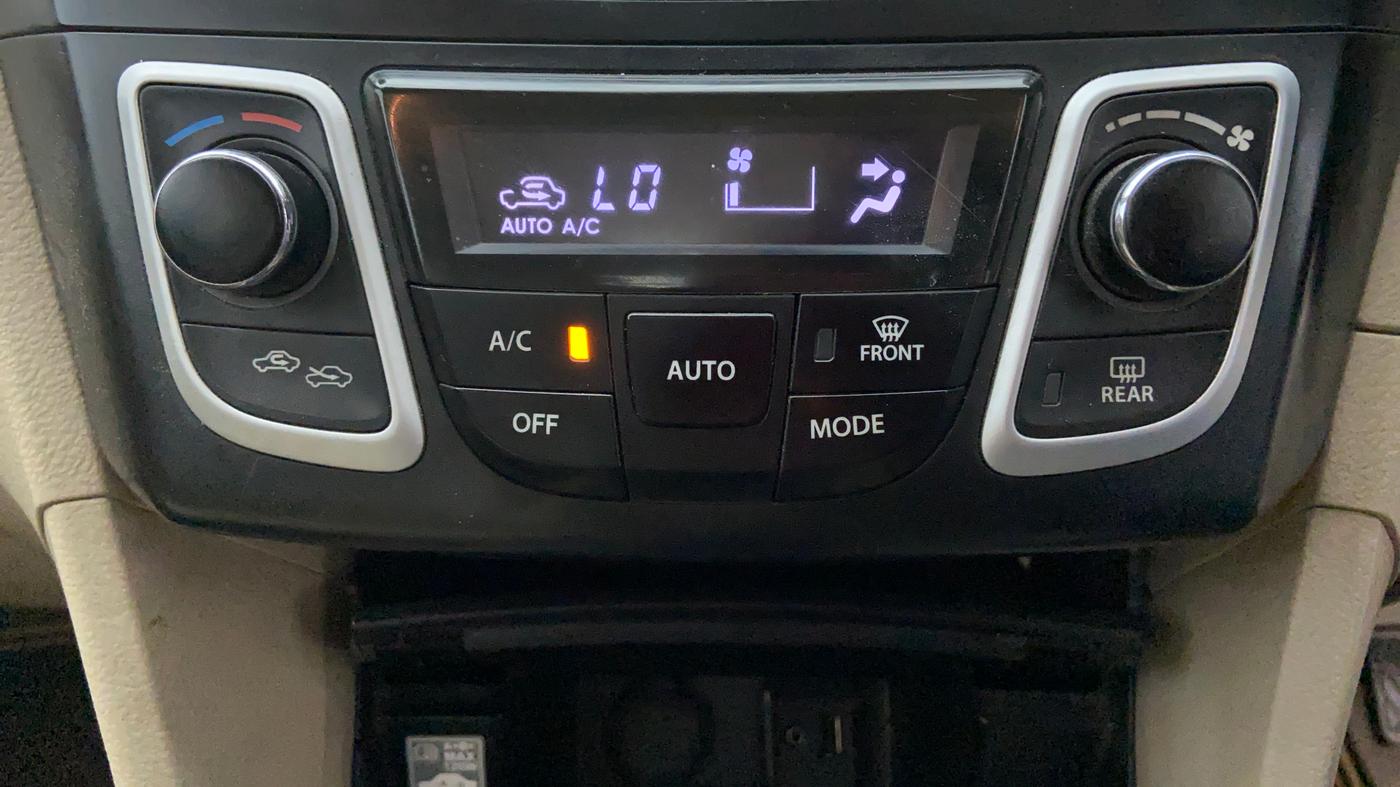 2017 Maruti Ciaz ZETA 1.3 DDIS SHVS, Diesel, Manual, 69,129 km, Automatic Climate Control