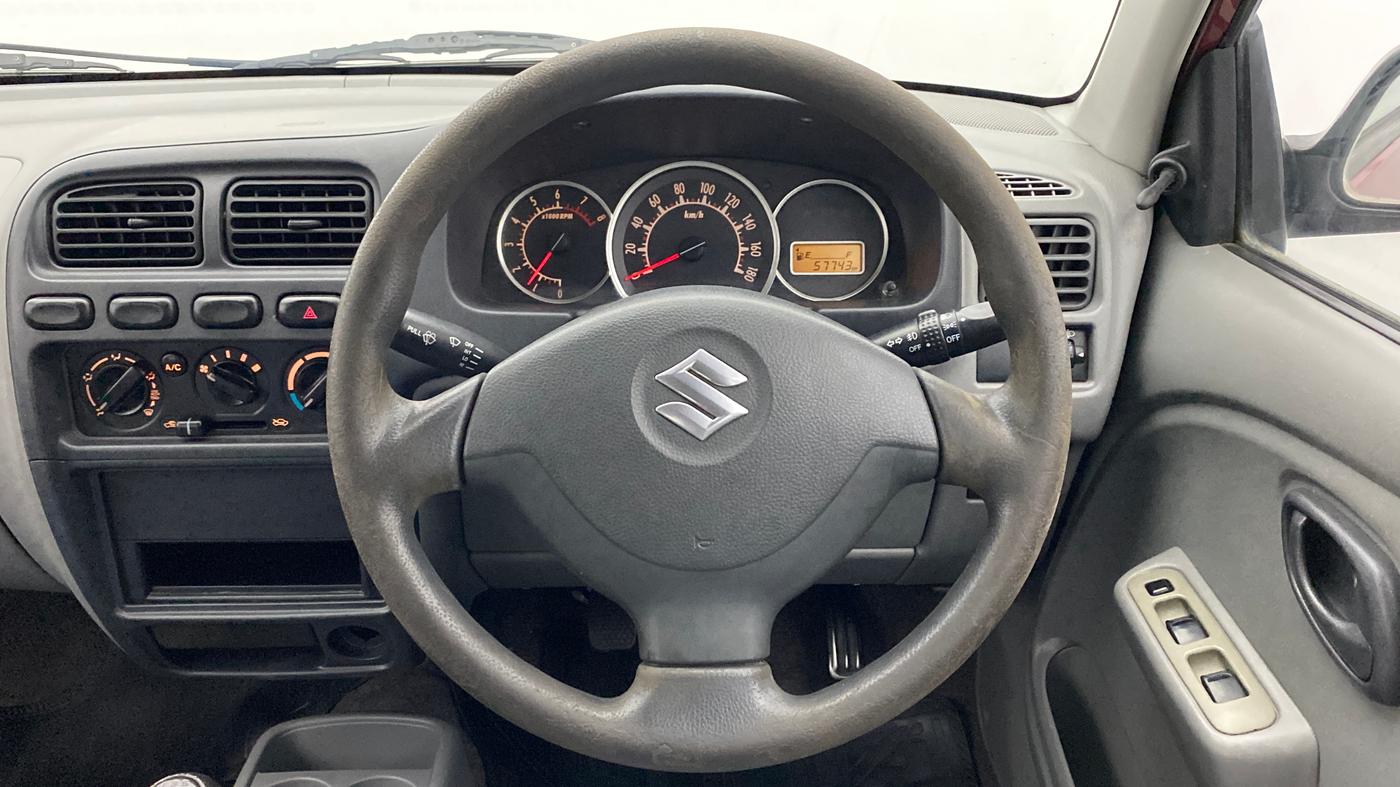 2013 Maruti Alto K10 VXI P, Petrol, Manual, 57,843 km, Steering Wheel Close Up