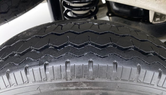 2021 Maruti Eeco 5 STR WITH AC PLUSHTR, Petrol, Manual, 5,080 km, Right Rear Tyre Tread