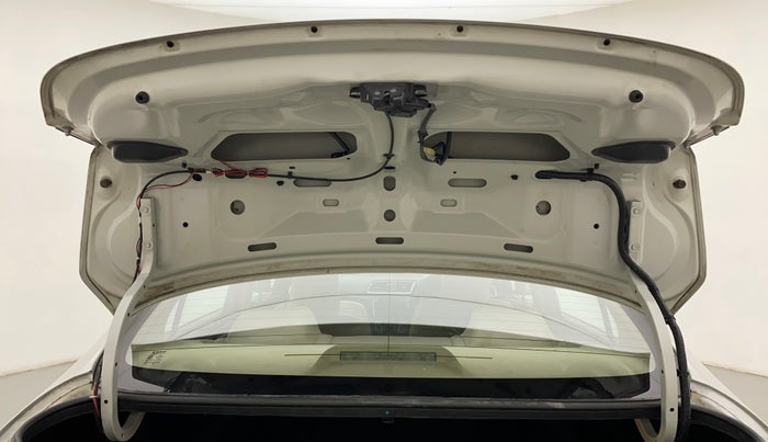 2015 Maruti Ciaz VXI+, Petrol, Manual, 45,735 km, Boot Door Open
