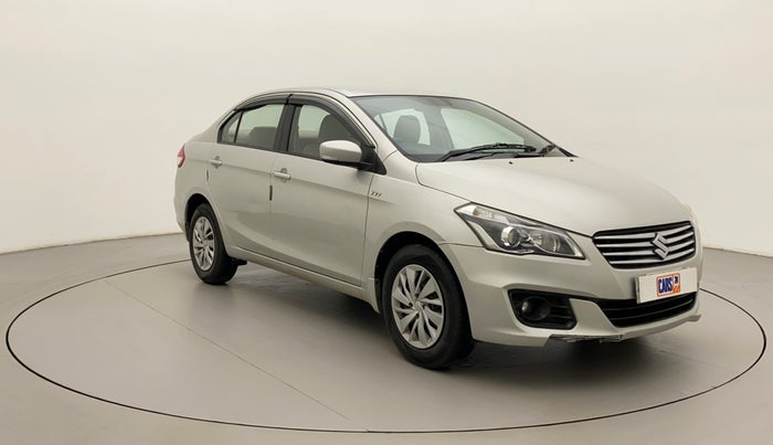 2015 Maruti Ciaz VXI+, Petrol, Manual, 45,735 km, Right Front Diagonal