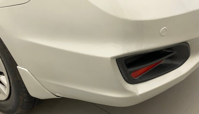 2015 Maruti Ciaz VXI+, Petrol, Manual, 45,735 km, Rear bumper - Minor scratches