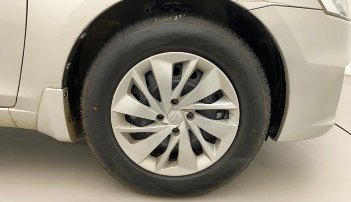 2015 Maruti Ciaz VXI+, Petrol, Manual, 45,735 km, Right Front Wheel