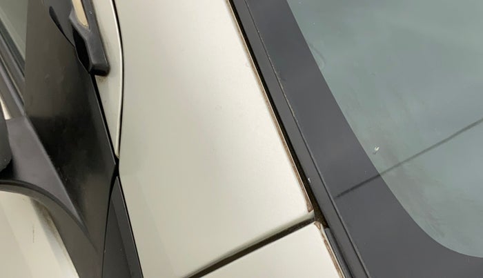 2015 Maruti Ciaz VXI+, Petrol, Manual, 45,735 km, Right A pillar - Paint is slightly faded