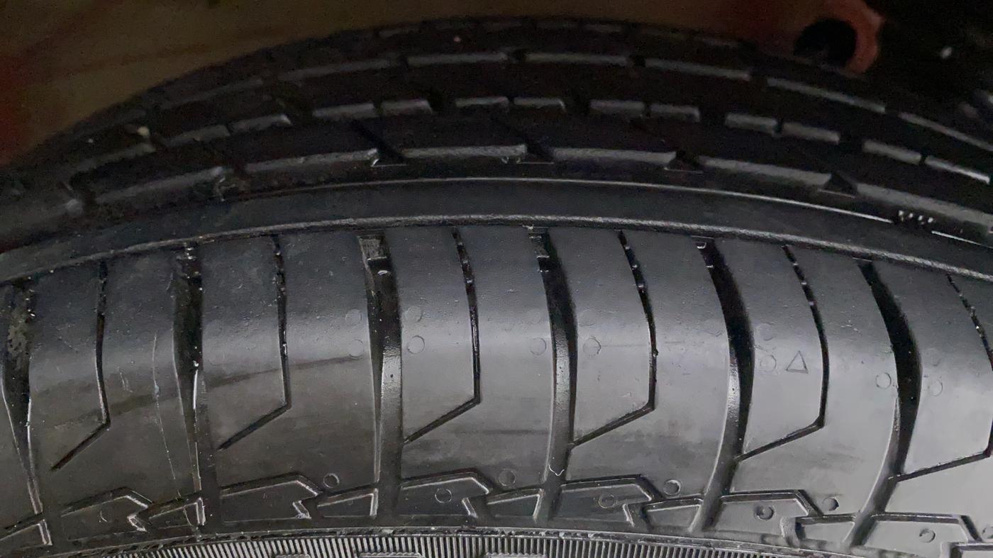 2017 Maruti IGNIS DELTA 1.2 K12, Petrol, Manual, 31,132 km, Left Front Tyre Tread