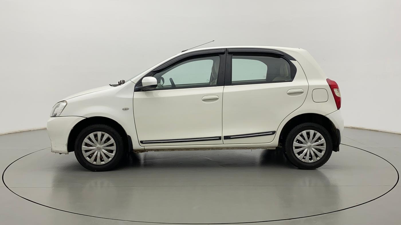 2013 Toyota Etios Liva G, CNG, Manual, 40,794 km, Left Side