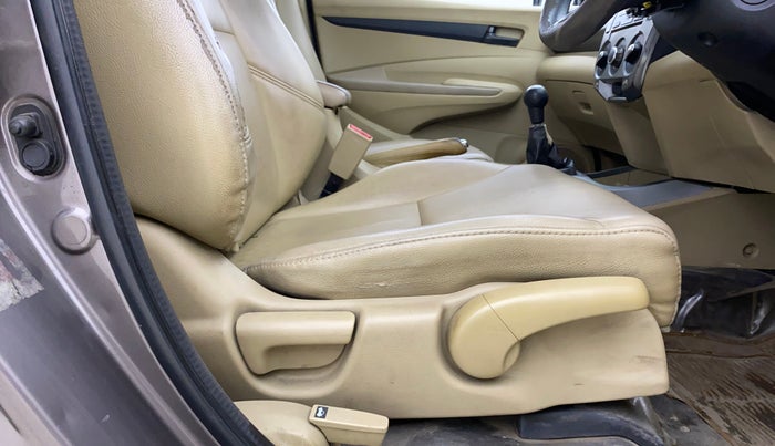 2013 Honda City 1.5L I-VTEC S MT, Petrol, Manual, 1,14,563 km, Driver Side Adjustment Panel