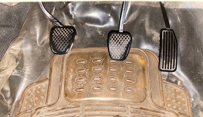 2013 Honda City 1.5L I-VTEC S MT, Petrol, Manual, 1,14,563 km, Pedals