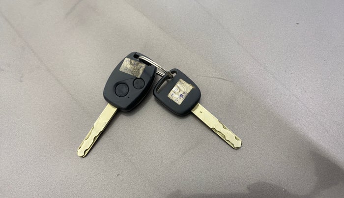 2013 Honda City 1.5L I-VTEC S MT, Petrol, Manual, 1,14,563 km, Key Close Up