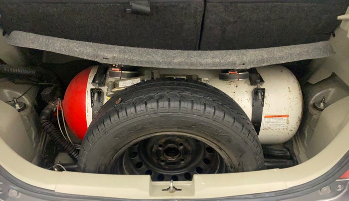 2015 Maruti Celerio VXI CNG, CNG, Manual, 83,704 km, Boot Inside