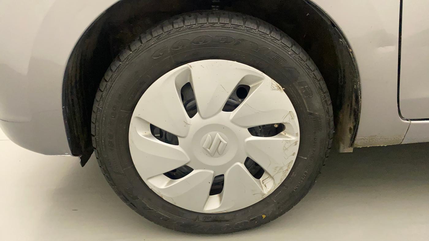 2015 Maruti Celerio VXI CNG, CNG, Manual, 83,704 km, Left Front Wheel