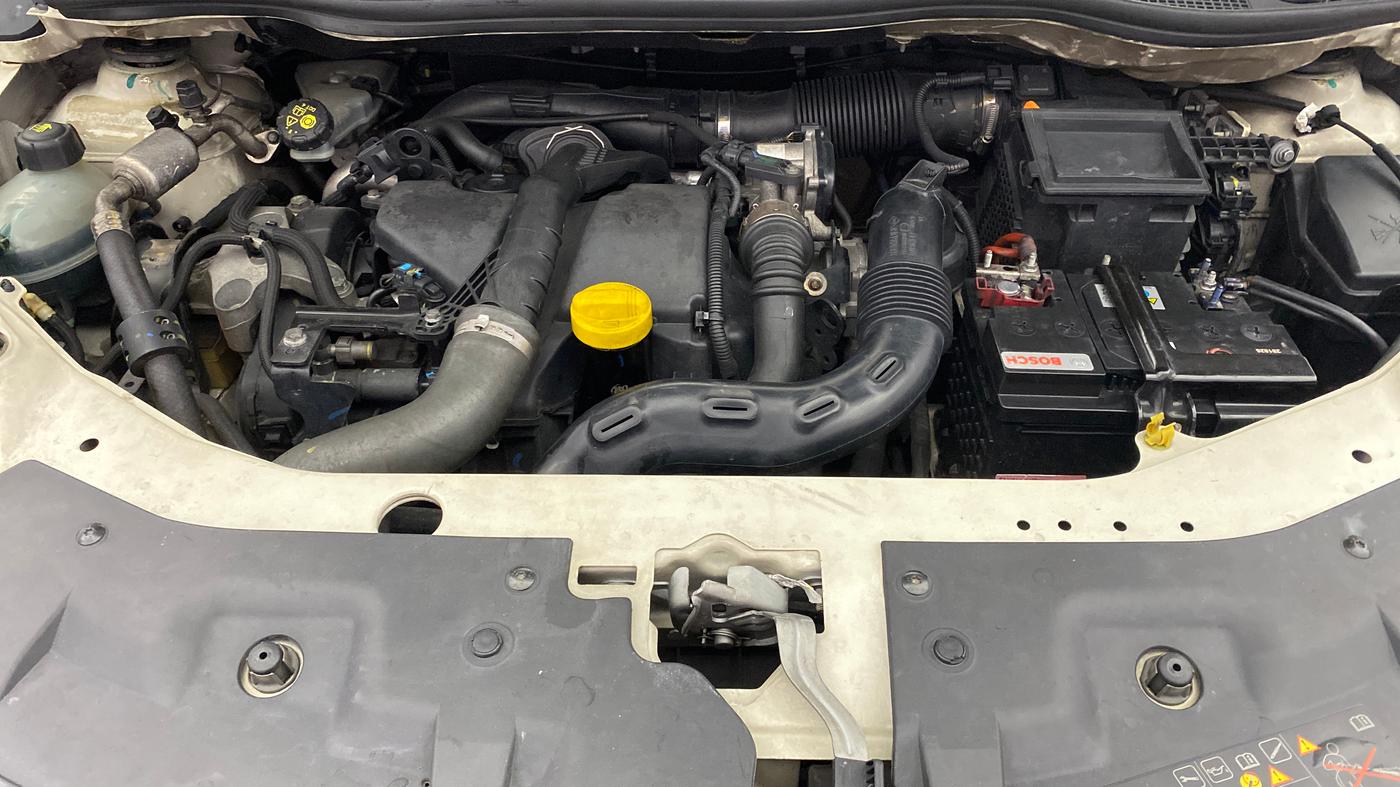 2018 Renault Captur RXE DIESEL, Diesel, Manual, 1,23,860 km, Engine View