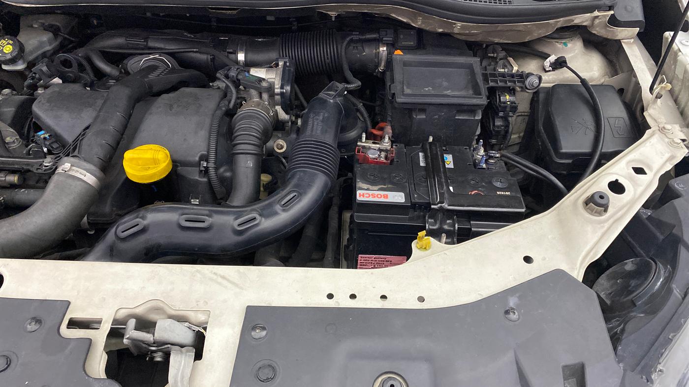 2018 Renault Captur RXE DIESEL, Diesel, Manual, 1,23,860 km, Engine View - Left