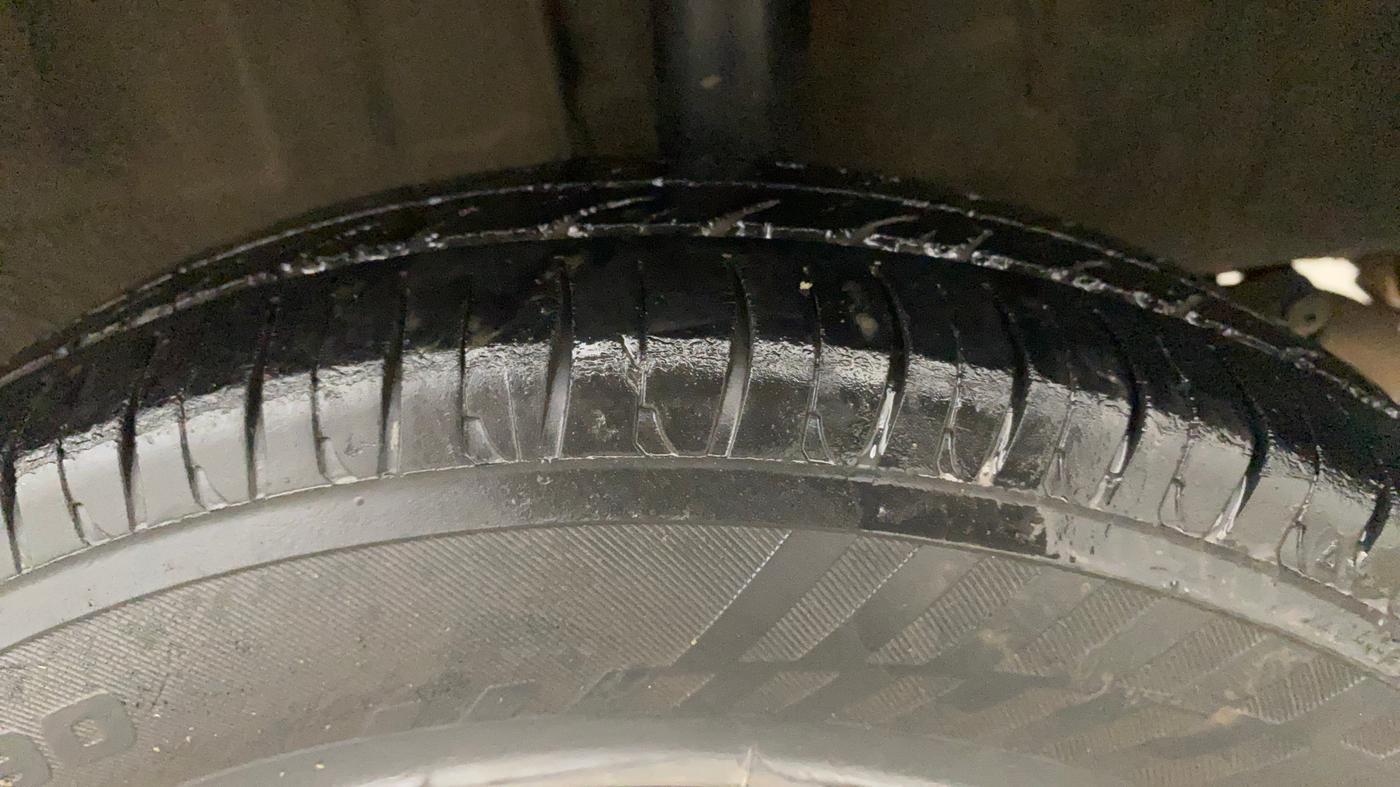 2016 Renault Kwid RXT 0.8, CNG, Manual, 84,648 km, Left Rear Tyre Tread