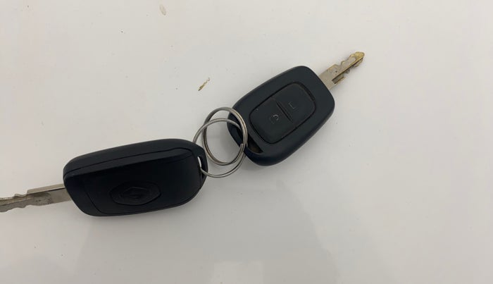 2016 Renault Kwid RXT 0.8, CNG, Manual, 84,648 km, Key Close Up