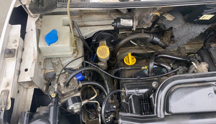 2016 Renault Kwid RXT 0.8, CNG, Manual, 84,648 km, Engine View - Right