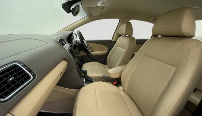 2016 Volkswagen Vento HIGHLINE TDI AT, Diesel, Automatic, 90,271 km, Right Side Front Door Cabin