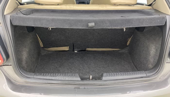2014 Volkswagen Polo HIGHLINE1.2L, Petrol, Manual, 75,764 km, Boot Inside