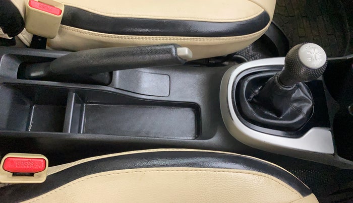 2015 Honda Jazz 1.2L I-VTEC S, Petrol, Manual, 1,02,306 km, Gear Lever