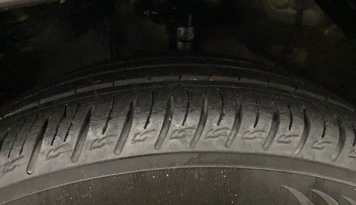 2023 KIA SONET HTK PLUS 1.2, Petrol, Manual, 36,060 km, Left Front Tyre Tread