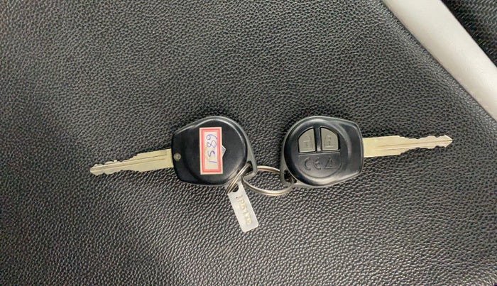 2021 Maruti Swift VXI, Petrol, Manual, 9,346 km, Key Close Up