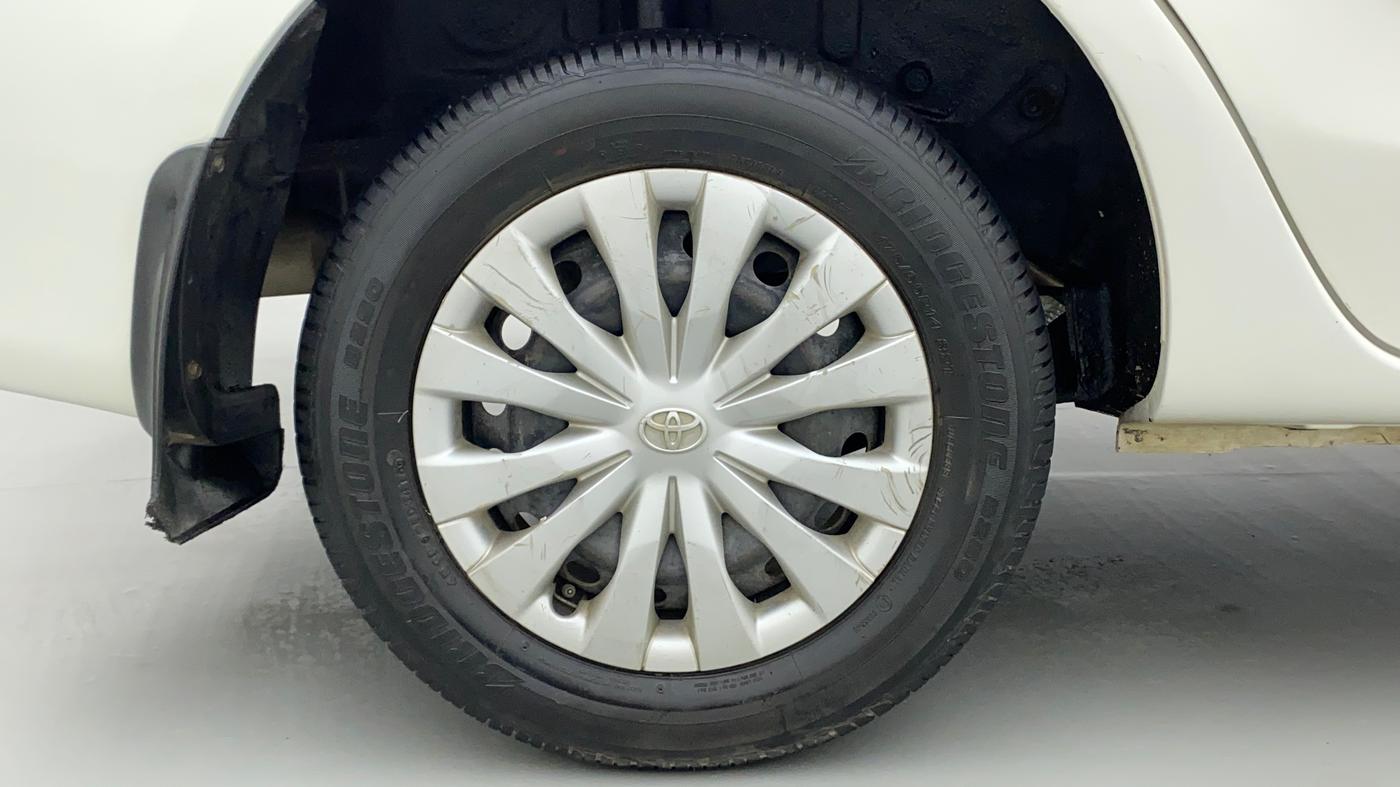 2011 Toyota Etios G, Petrol, Manual, 75,091 km, Right Rear Wheel