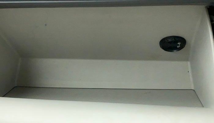 2020 Hyundai AURA SX 1.2 (O) CRDI, Diesel, Manual, 63,115 km, Cooled Glove Box