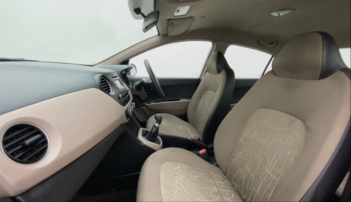 2014 Hyundai Xcent S 1.2, Petrol, Manual, 46,721 km, Right Side Front Door Cabin