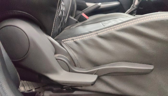 2021 Maruti Baleno ZETA CVT PETROL 1.2, Petrol, Automatic, 59,964 km, Driver Side Adjustment Panel