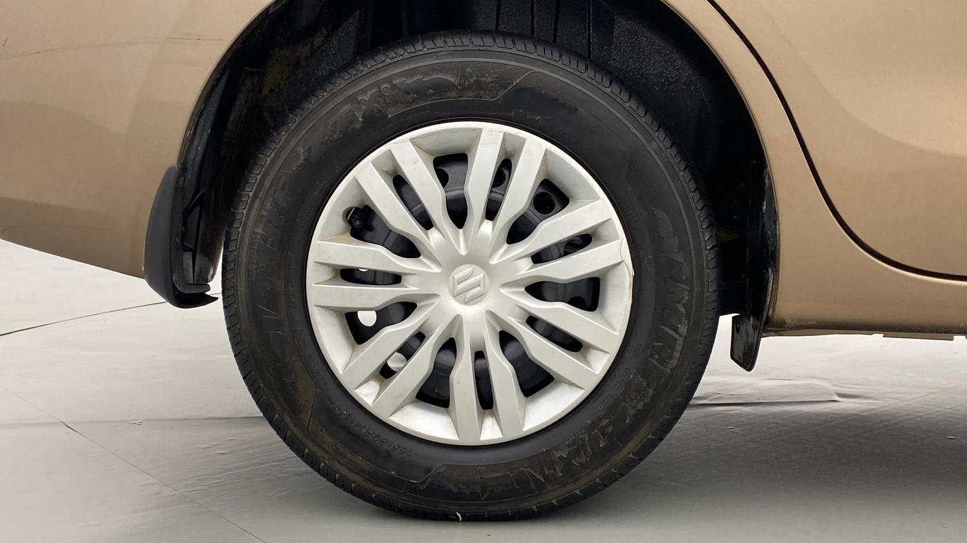 2018 Maruti Dzire VXI, Petrol, Manual, 24,001 km, Right Rear Wheel