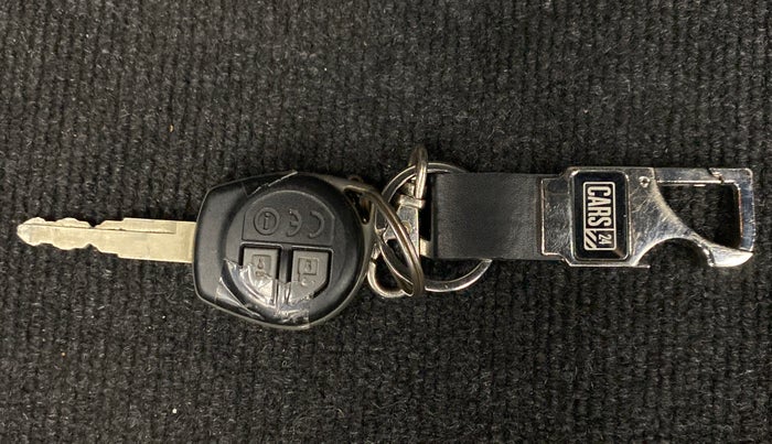 2018 Maruti Dzire VXI, Petrol, Manual, 24,001 km, Key Close Up
