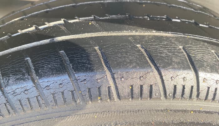 2018 Maruti Celerio VXI AMT, Petrol, Automatic, 47,698 km, Right Rear Tyre Tread