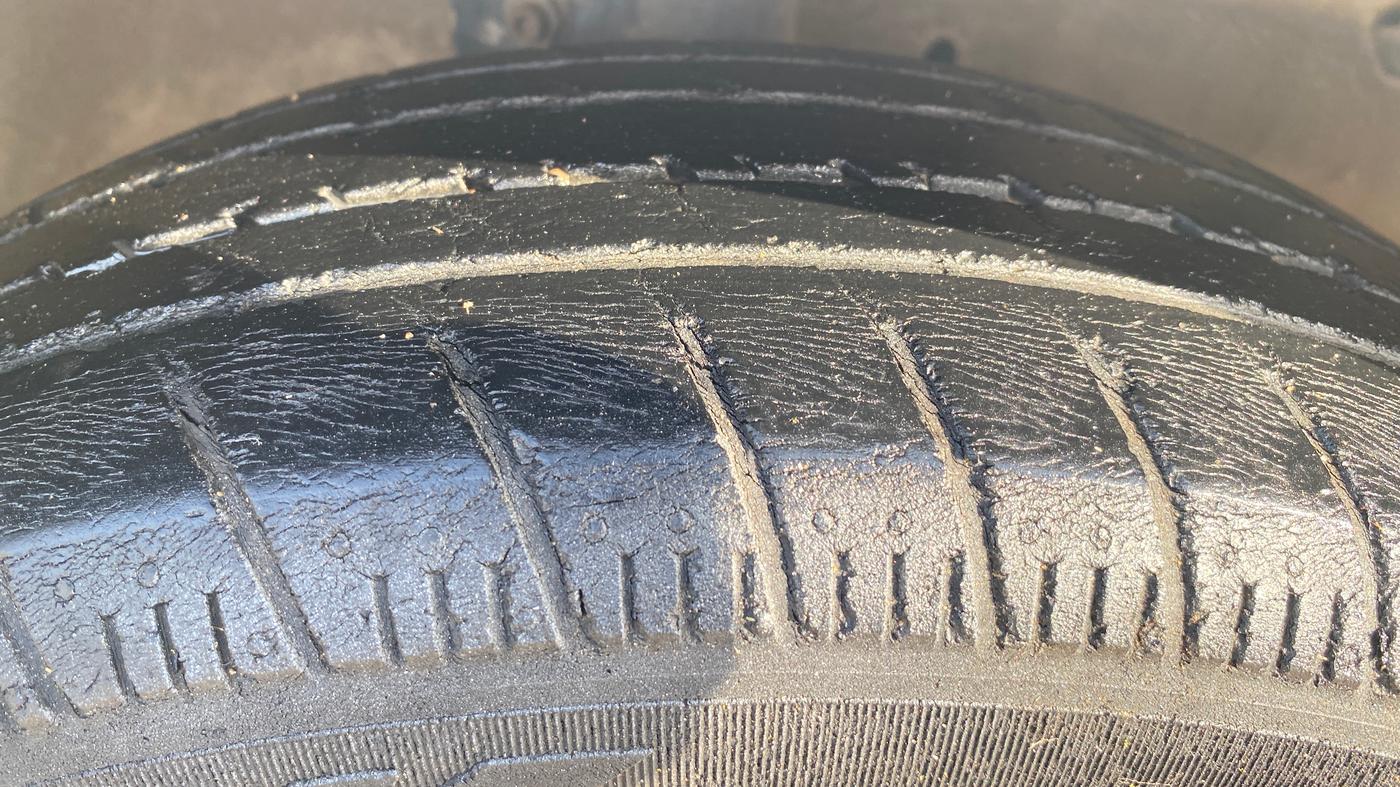 2018 Maruti Celerio VXI AMT, Petrol, Automatic, 47,728 km, Right Front Tyre Tread