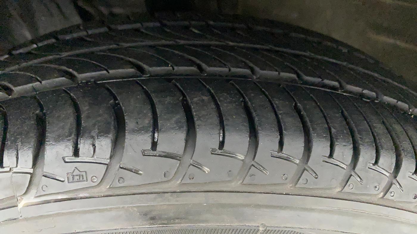 2020 Maruti New Wagon-R VXI 1.0, Petrol, Manual, 29,499 km, Left Front Tyre Tread