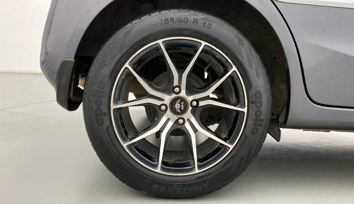 2017 Honda Brio 1.2 VX AT I VTEC, Petrol, Automatic, 43,830 km, Right Rear Wheel