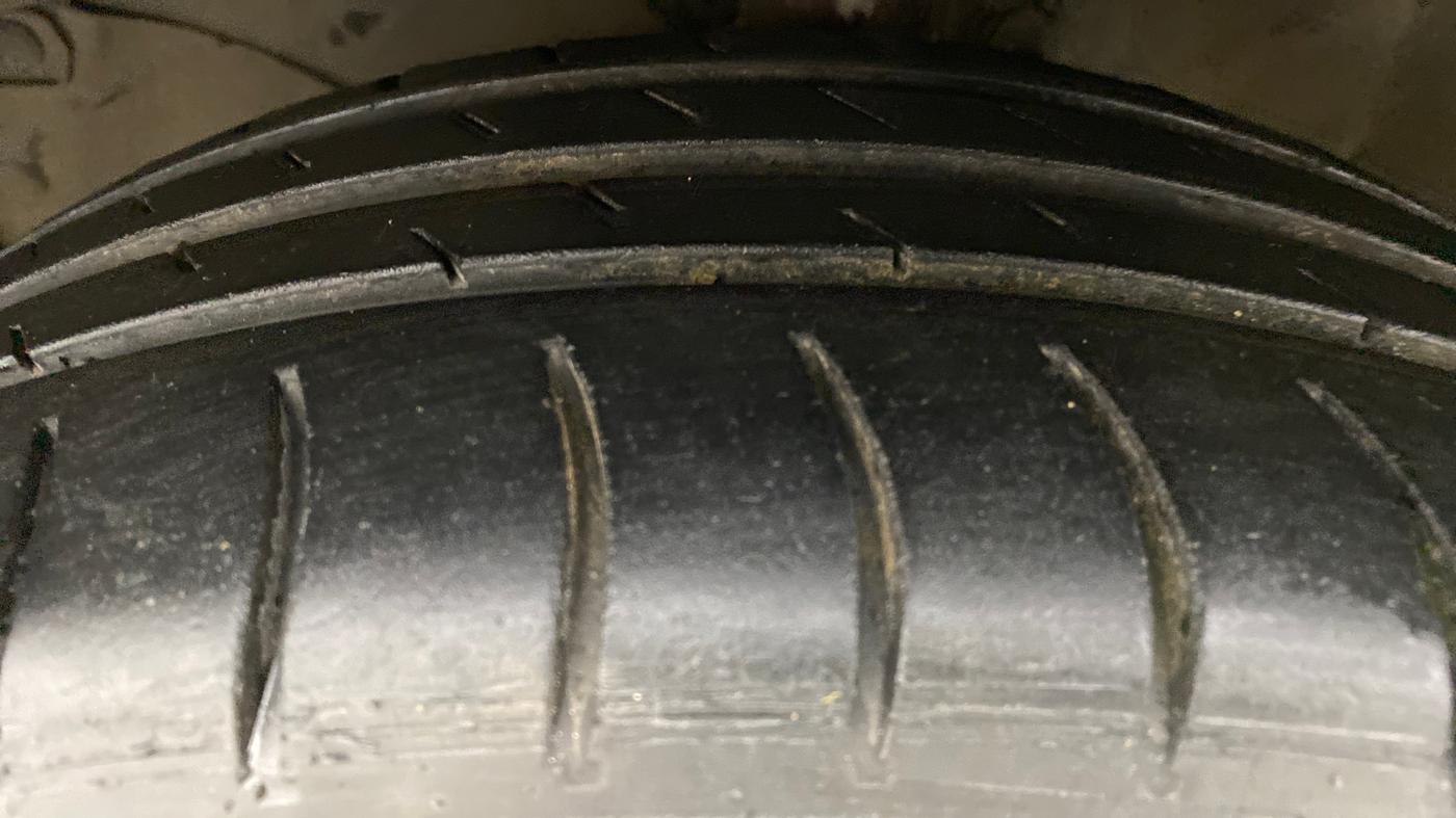 2017 Honda Brio 1.2 VX AT I VTEC, Petrol, Automatic, 43,830 km, Left Front Tyre Tread