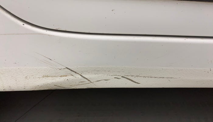 2017 Hyundai Xcent S 1.1 CRDI, Diesel, Manual, 71,713 km, Right running board - Slightly dented