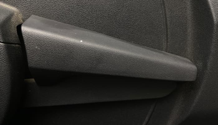 2021 Nissan MAGNITE XV MT, Petrol, Manual, 1,21,424 km, Driver Side Adjustment Panel